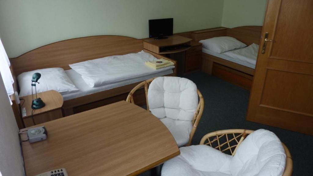 Hotel Tht Поличка Экстерьер фото