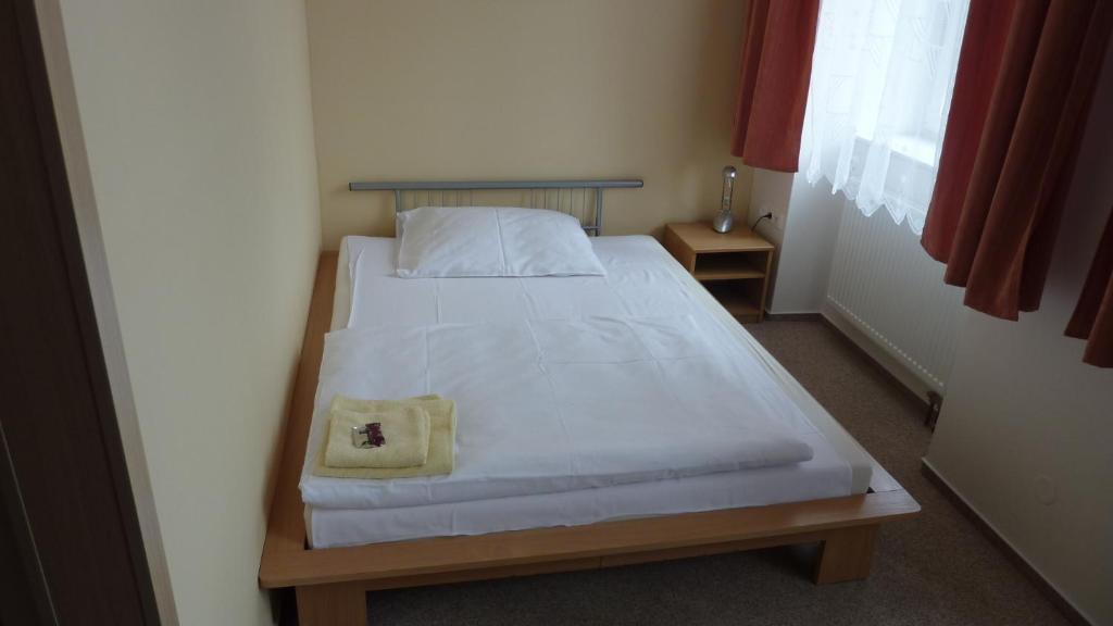 Hotel Tht Поличка Номер фото